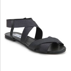 Steve Madden Quintaa Black Sandals